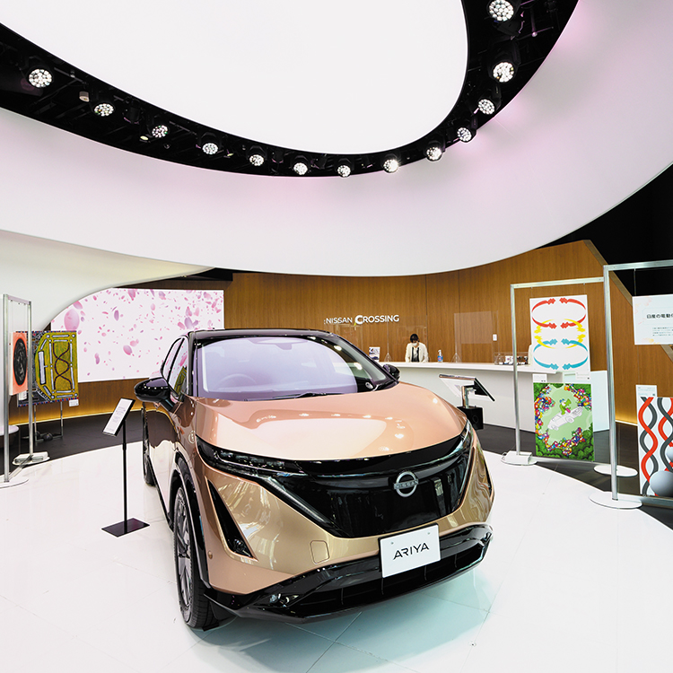 NISSAN CROSSING Young Artist Collection